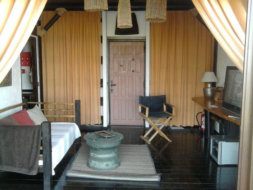 Hotel Ddg Retreat à Casares Extérieur photo