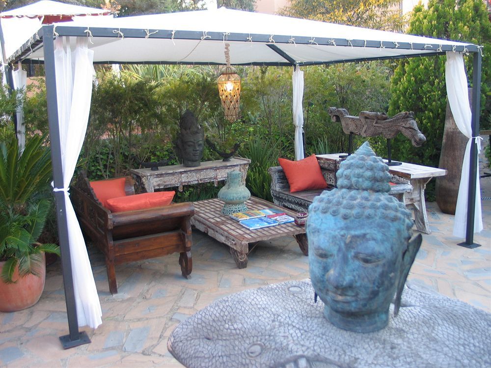 Hotel Ddg Retreat à Casares Extérieur photo