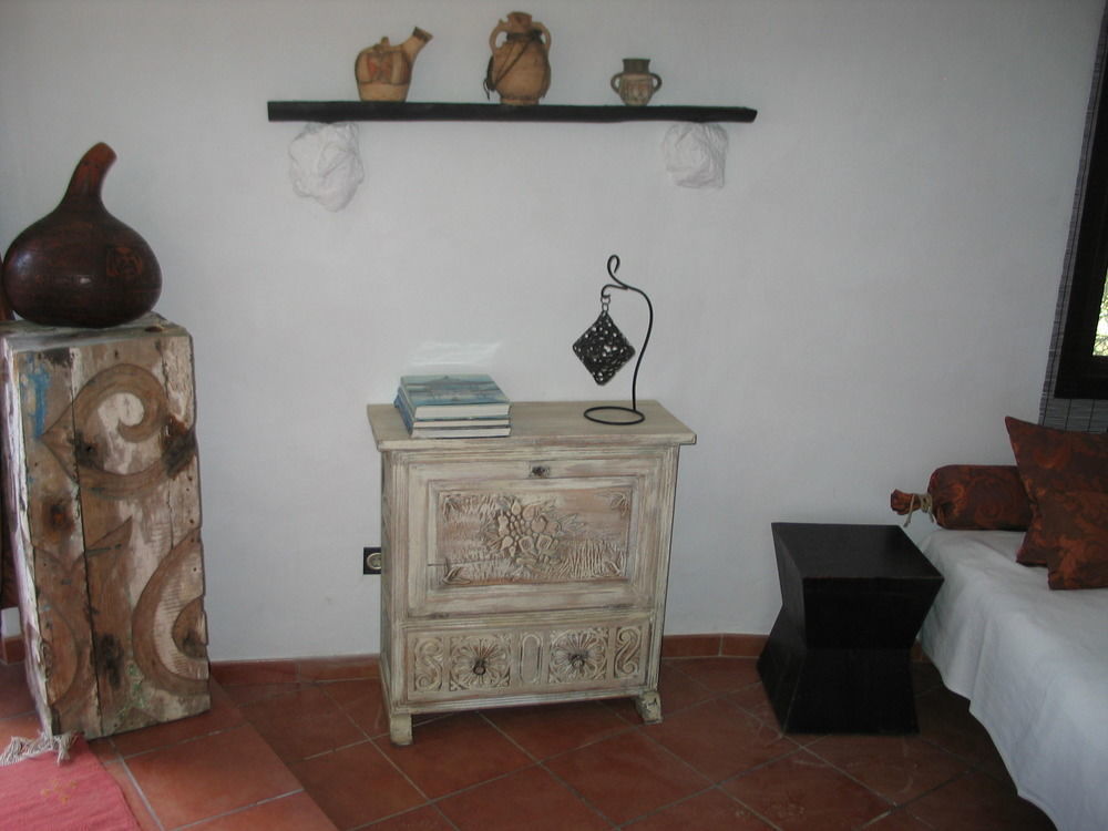 Hotel Ddg Retreat à Casares Extérieur photo